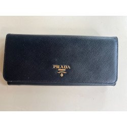 PRADA/PRADA Black Gold Buckle Long Wallet